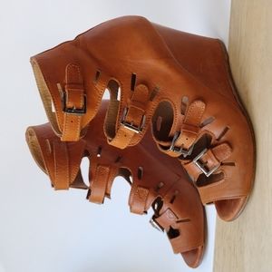 Surface to Hair, wedge buckle sandals, EU 38.